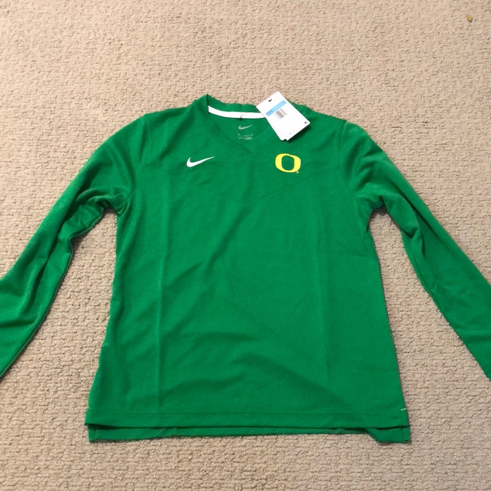 Nike Oregon green long sleeve, Dri-fit, womens Medium (M), NWT